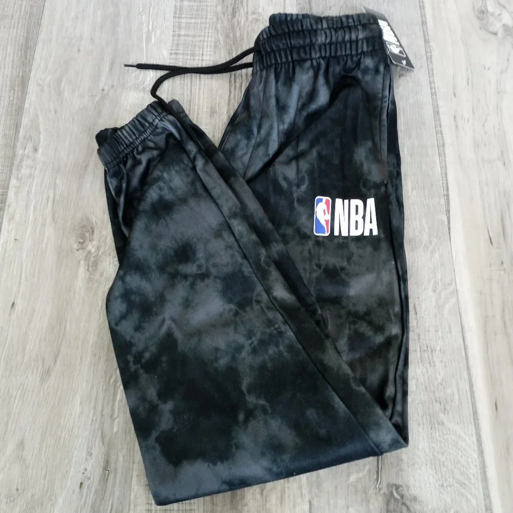 NBA Men's Joggers Sweatpants Trainers Men's small Smoke Gray NEW WITH TAGS